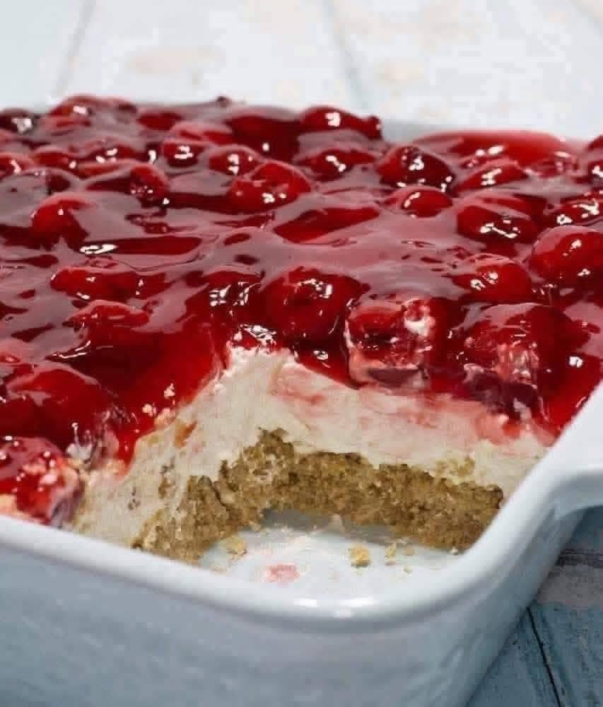Old-Fashioned Cherry Cream Delight