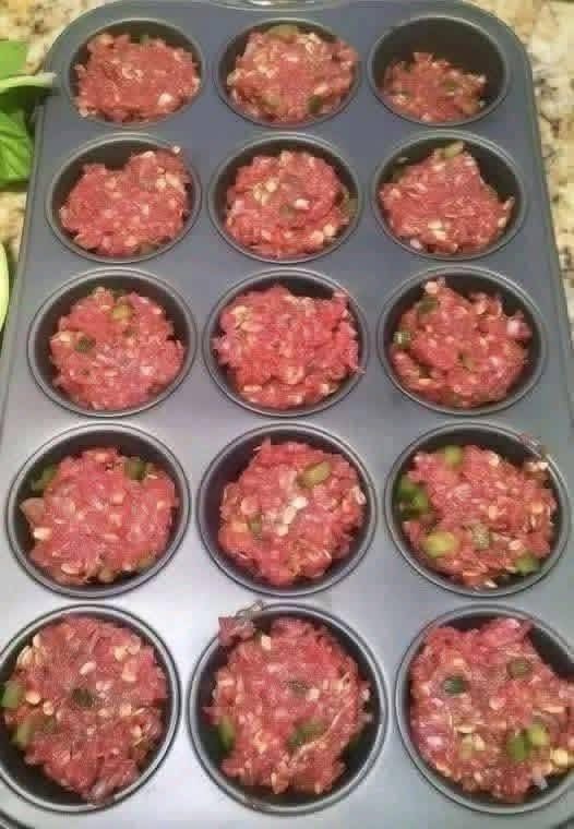 Mini Meatloaf Muffins