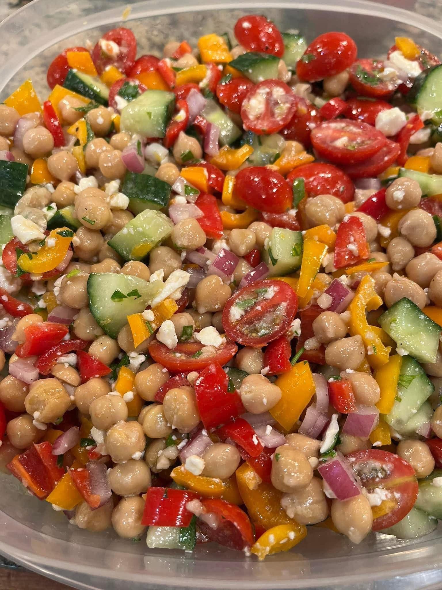 Chickpea Avocado Salad: Fresh, Creamy & Protein-Packed