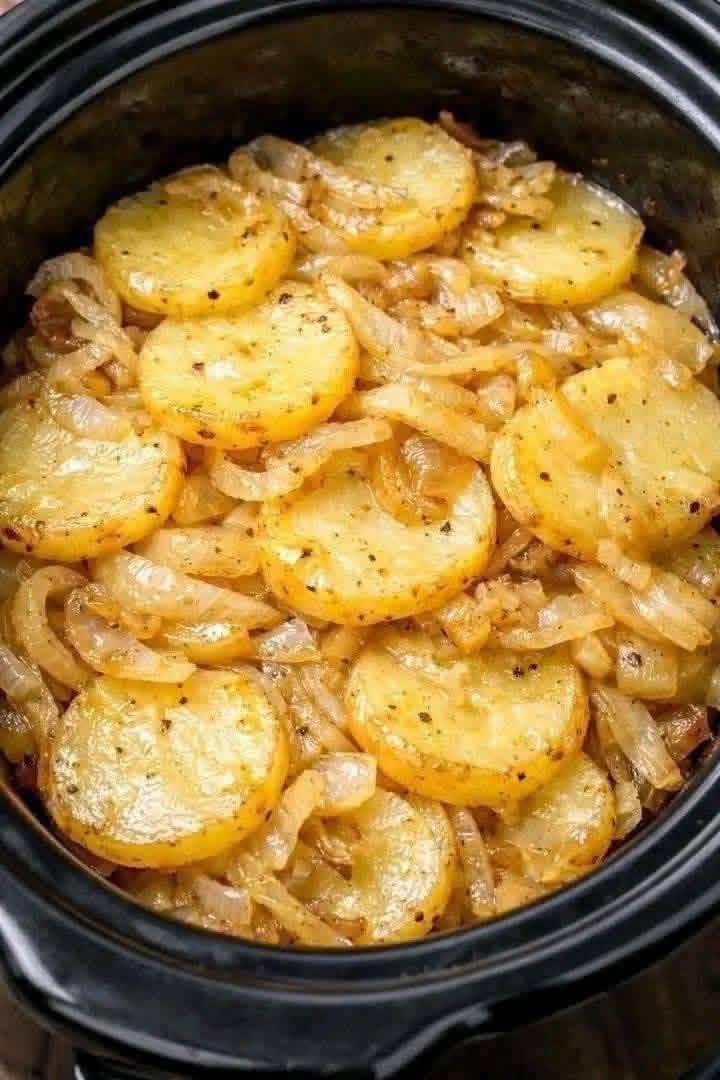 Slow Cooker Amish Savory Onion Potatoes