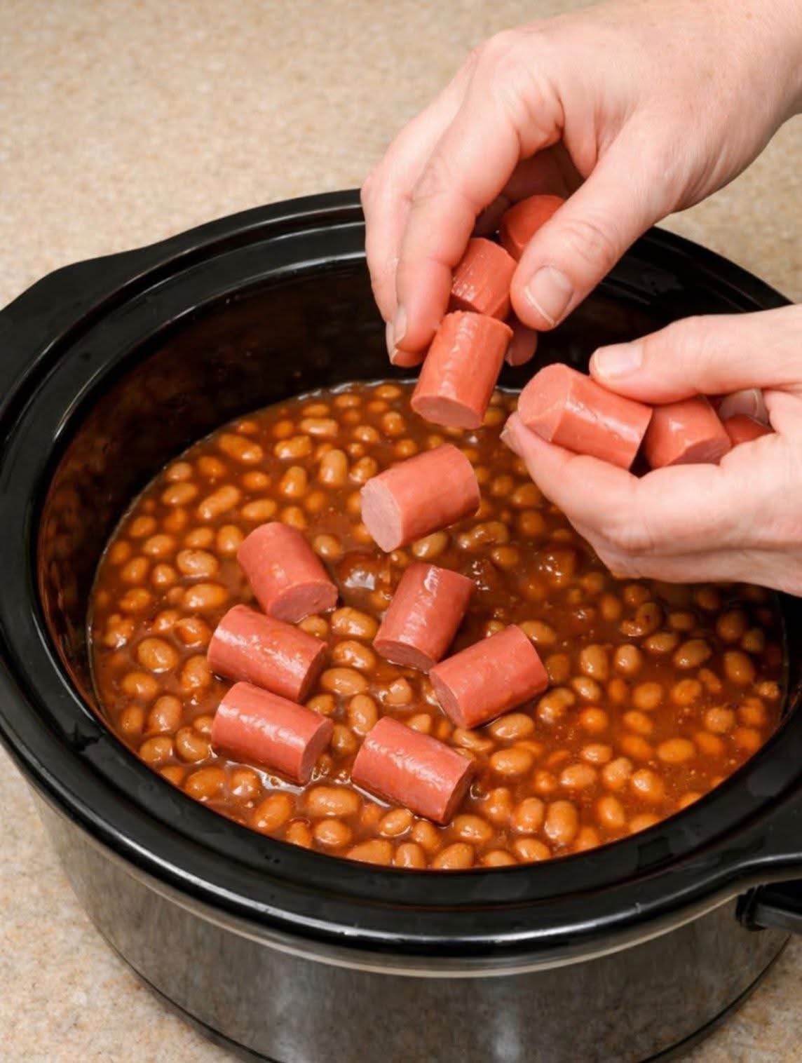 Slow Cooker 4-Ingredient Poor Man’s Beans and Franks: The Ultimate Budget Comfort Meal