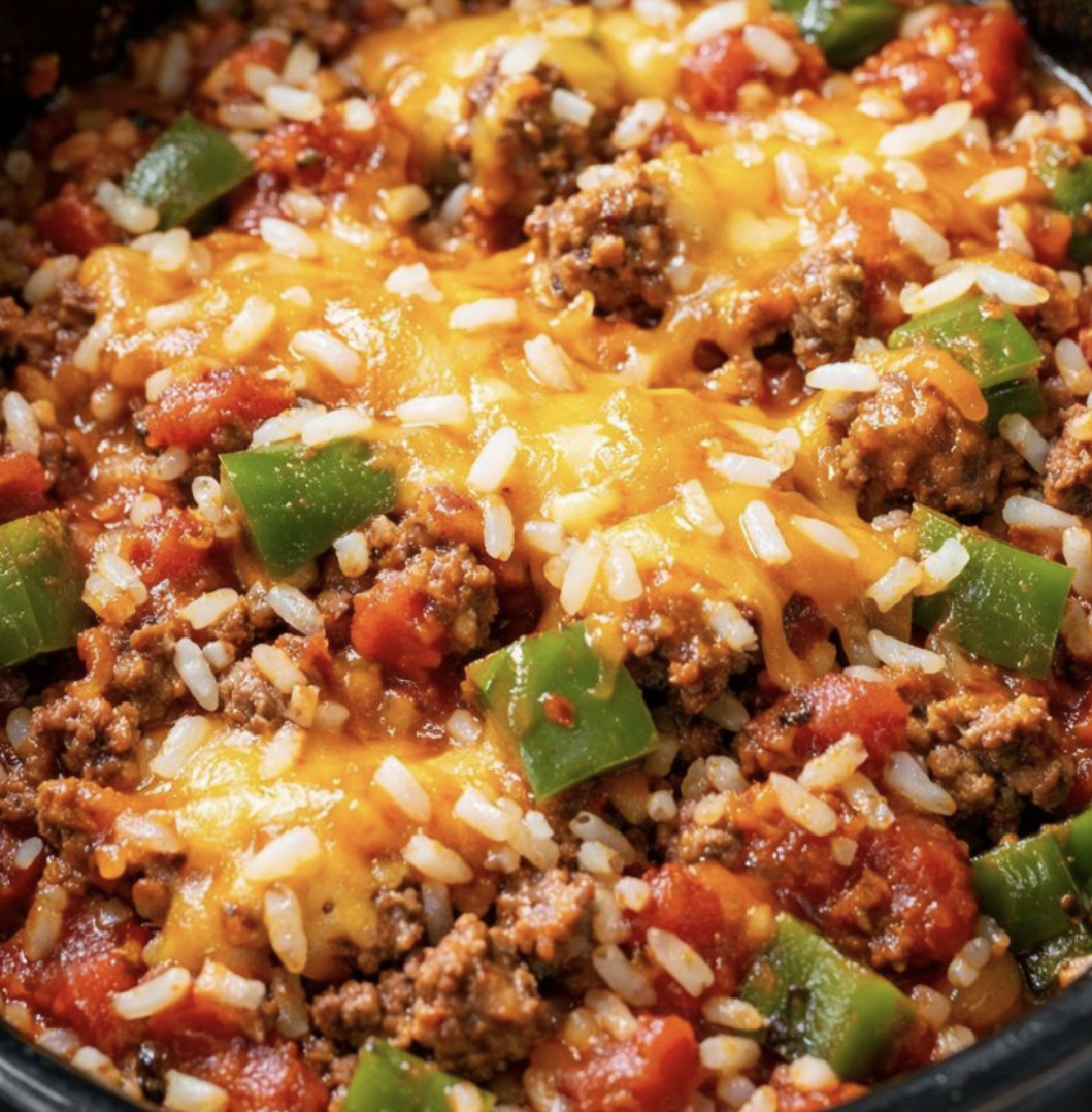 Slow Cooker 4-Ingredient Stuffed Pepper Casserole: The Easiest Dinner You’ll Ever Make