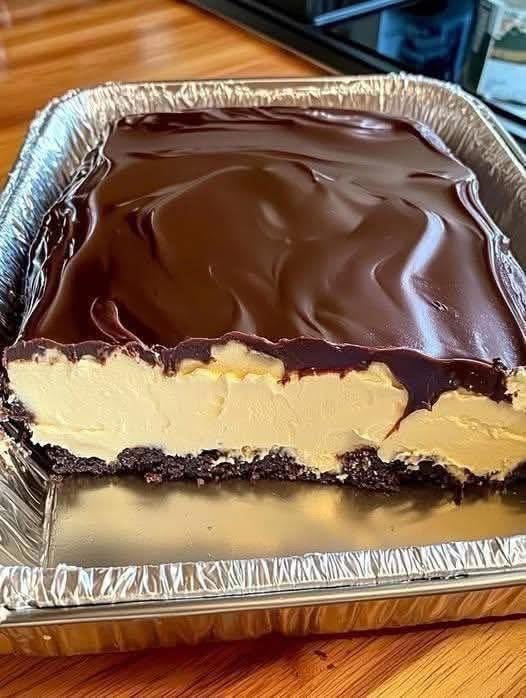 No-Bake Chocolate Éclair Cake img 2575